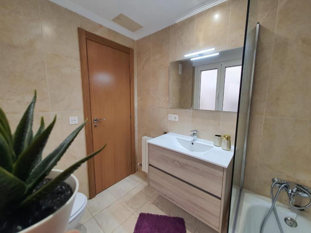 Piso En El Burgos Historico Apartment Bagian luar foto